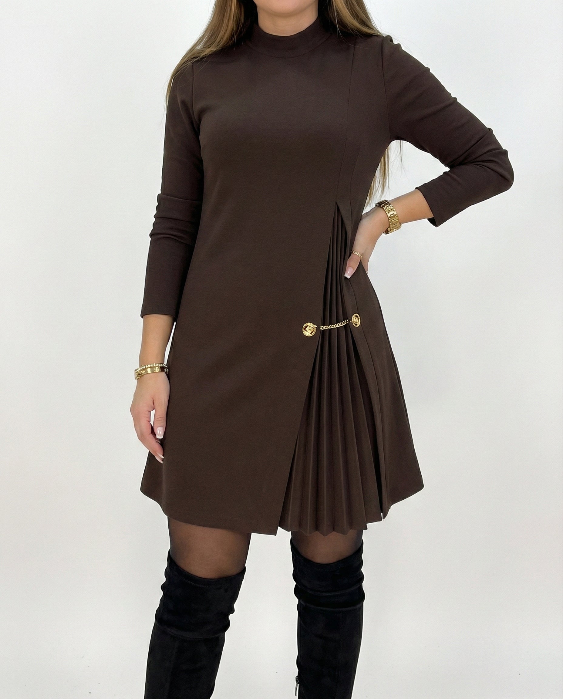 SILVIA ELEGANTE VESTIDO CON PANELES PLISADOS Esther Valora silvia-elegante-vestido-con-paneles-plisados-esther-valora