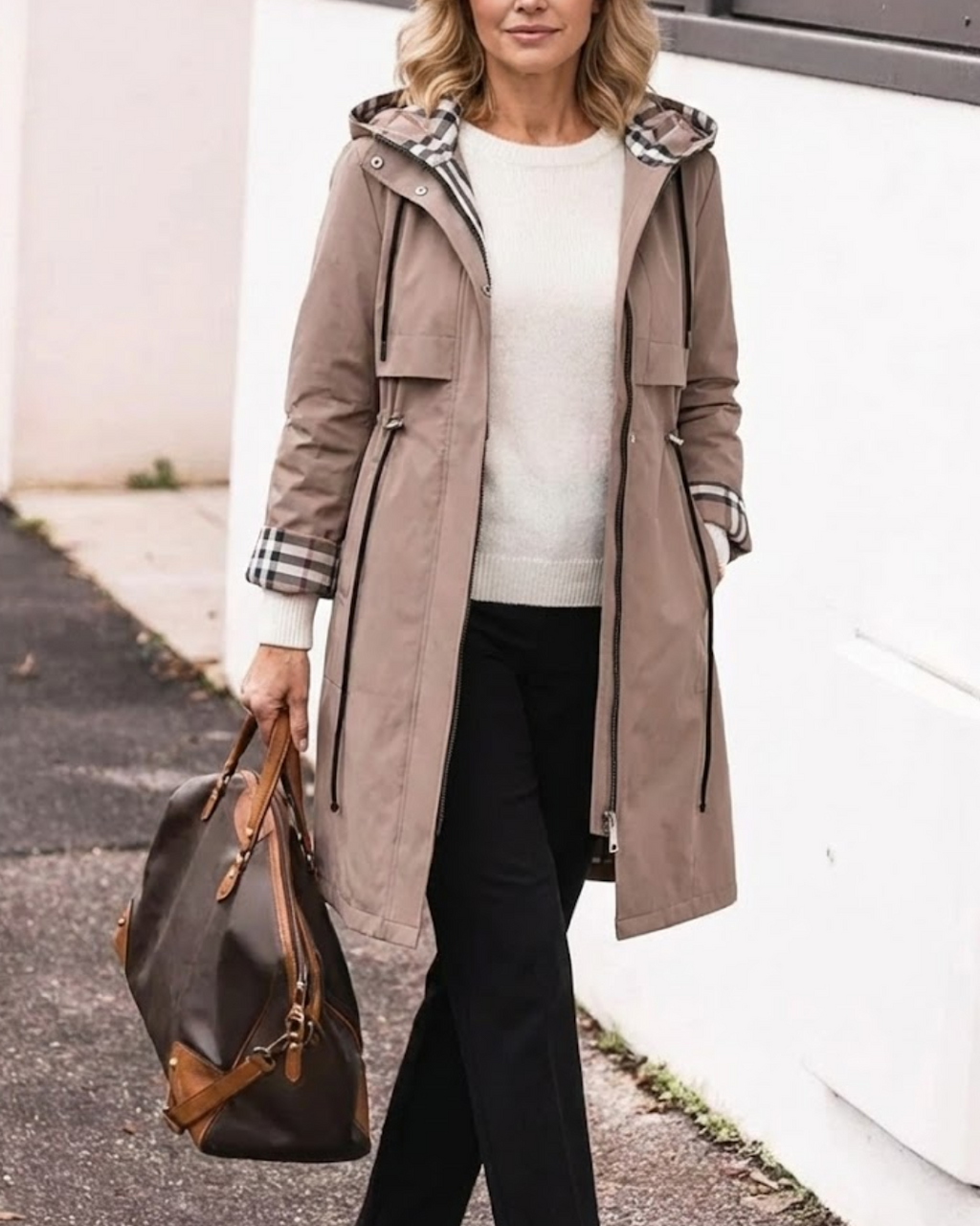 ORLA™ | CHAQUETA IMPERMEABLE CORTAVIENTOS