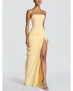 TAMAR™ | VESTIDO LARGO STRAPLESS CON ABERTURA LATERAL