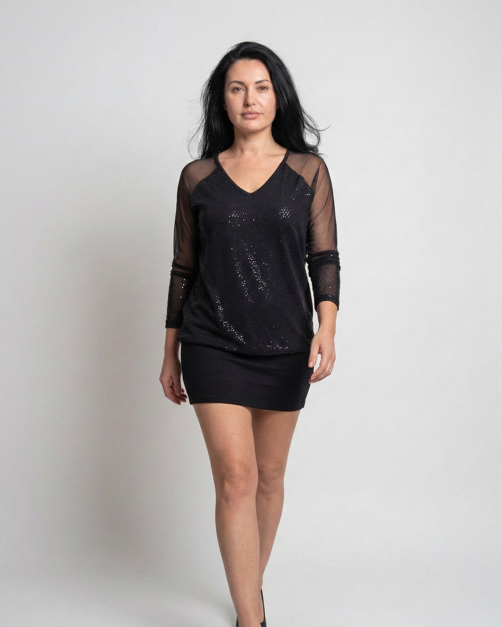 SAMANTA™ | VESTIDO DE MALLA ESCOTADO EN V
