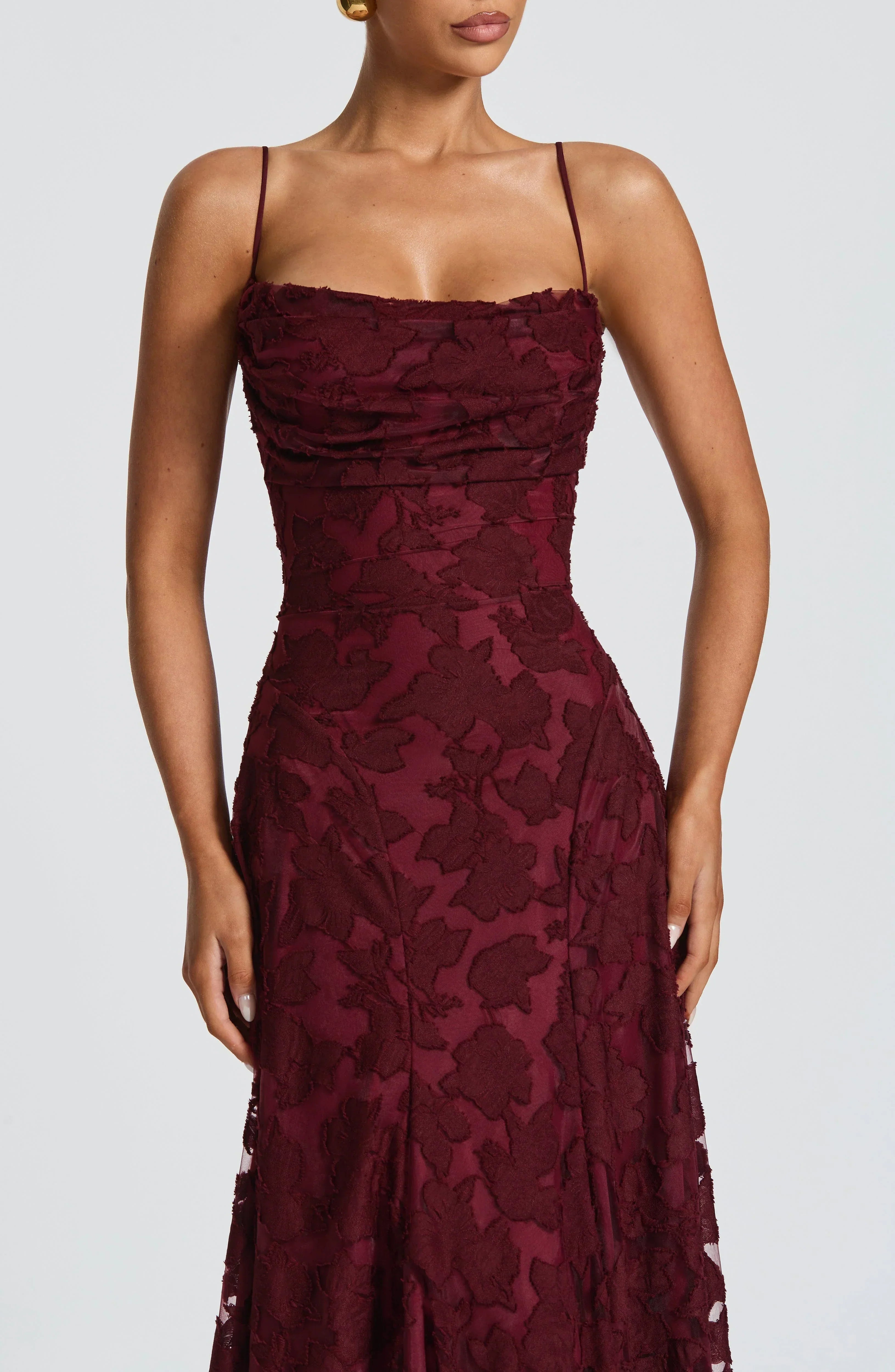CLARA LEÓN™ | VESTIDO MAXI ELEGANTE