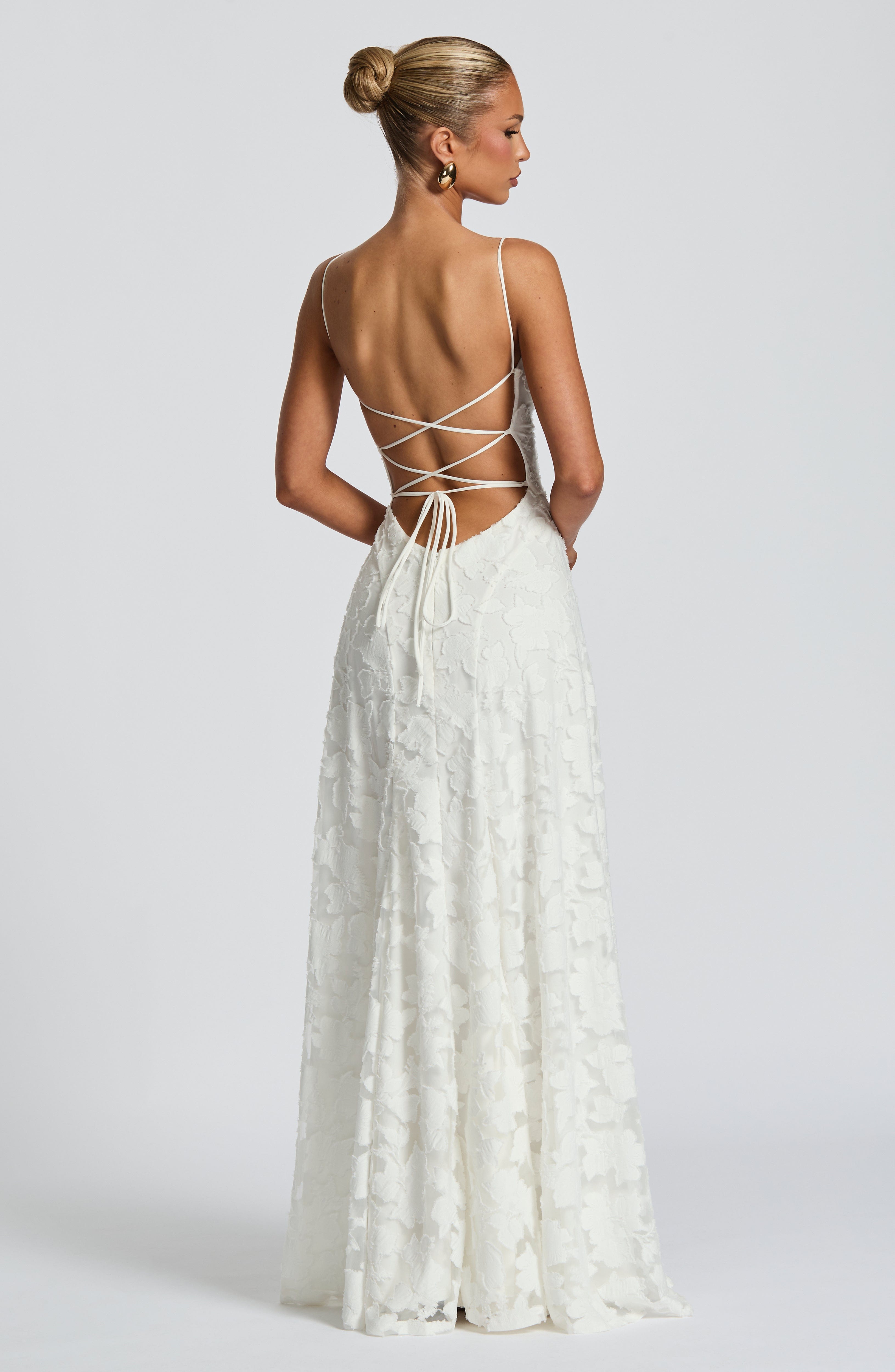 CLARA LEÓN™ | VESTIDO MAXI ELEGANTE