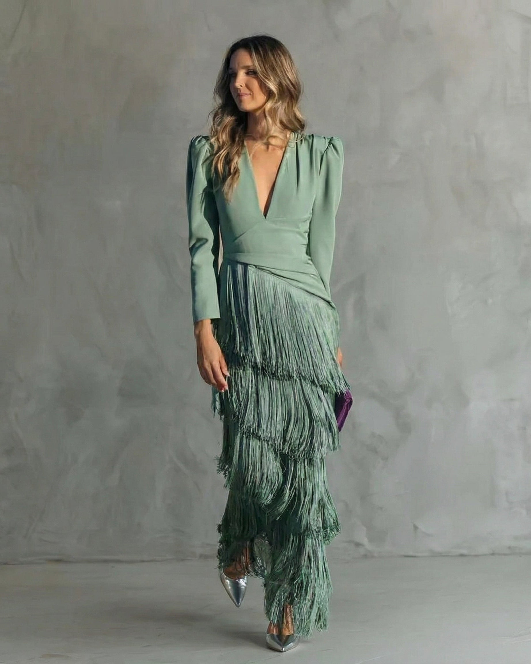 BLANCA™ | VESTIDO ELEGANTE CON MANGAS DE FLECOS