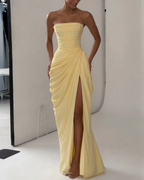 TAMAR™ | VESTIDO LARGO STRAPLESS CON ABERTURA LATERAL